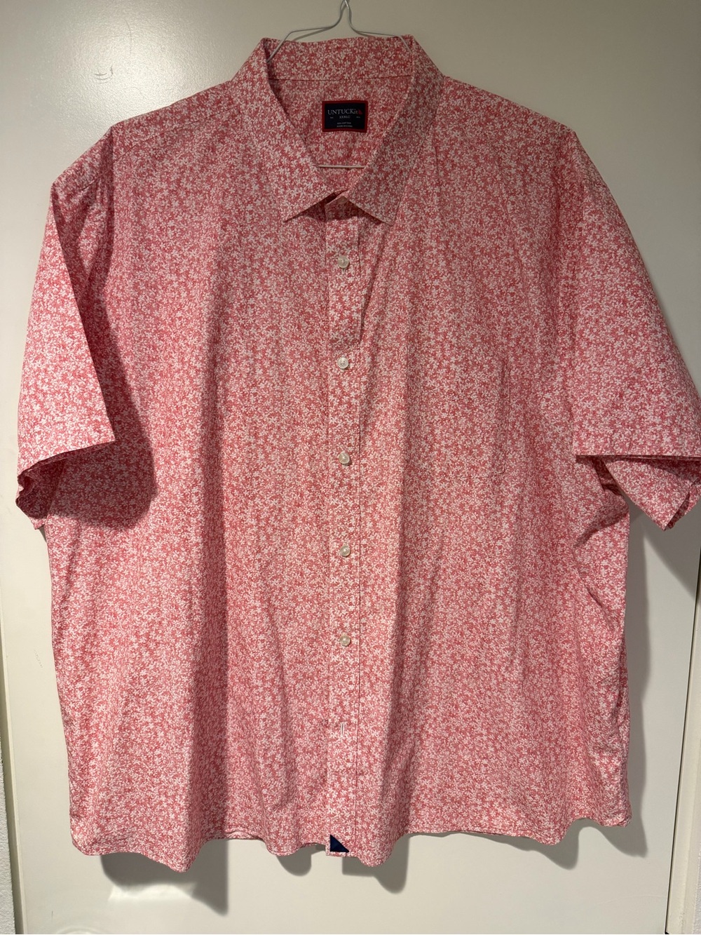 UNTUCKit Short Sleeve Button-Down Shirt in Pink Floral